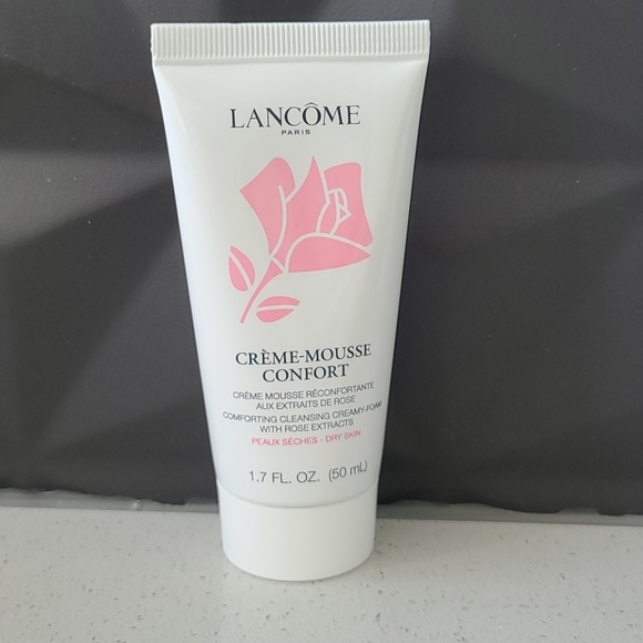 Traveling Lancome set Brand New!! - Picture 4 of 5